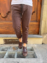 Carica l'immagine nel visualizzatore di Gallery, Pantalaccio Faz in velluto cioccolato