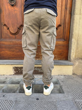 Carica l'immagine nel visualizzatore di Gallery, Pantalaccio Cargo di Petrol Ind. verde militare