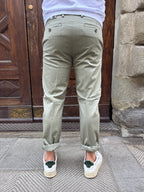 Pantalone Chinos di Hamaki-Ho verde