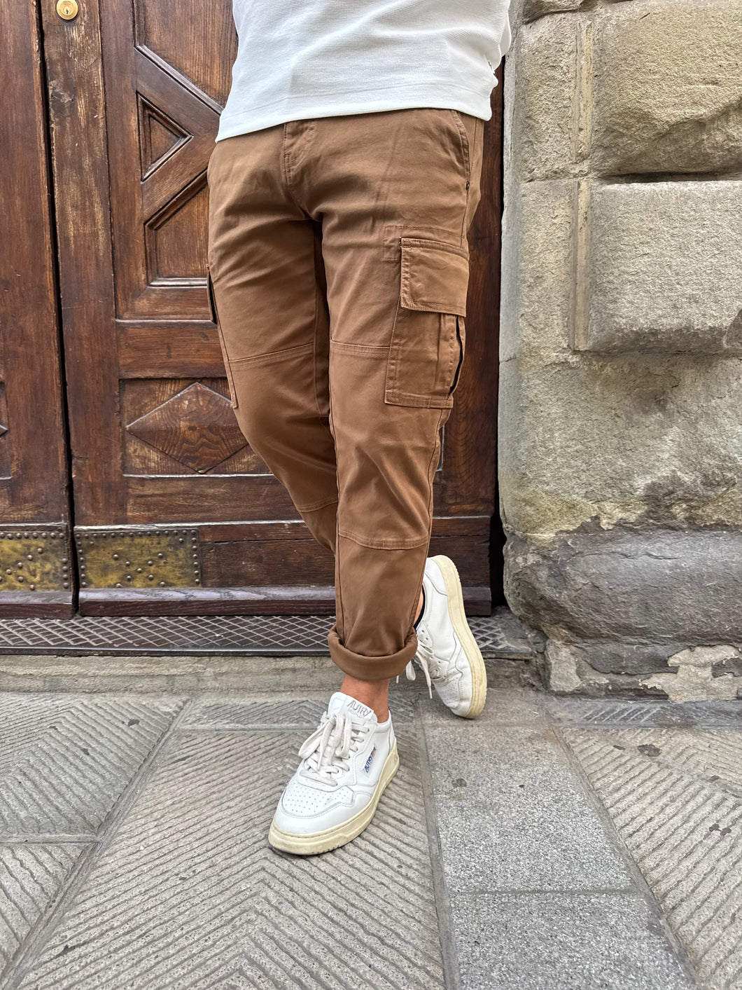 Pantalone cargo di TRÈZ tabacco