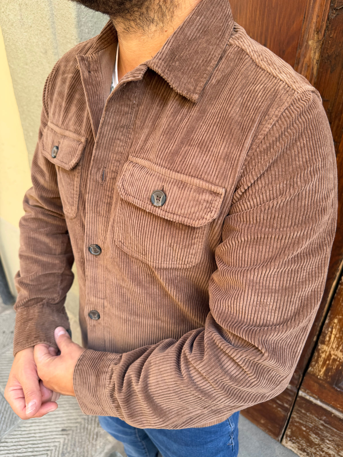 Giacca camicia di Tréz in velluto cioccolata