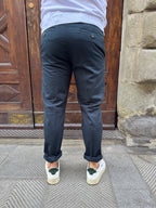 Pantalone Chinos di Hamaki-Ho blu