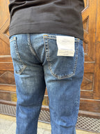 Jeans Albert di Hamaki-Ho