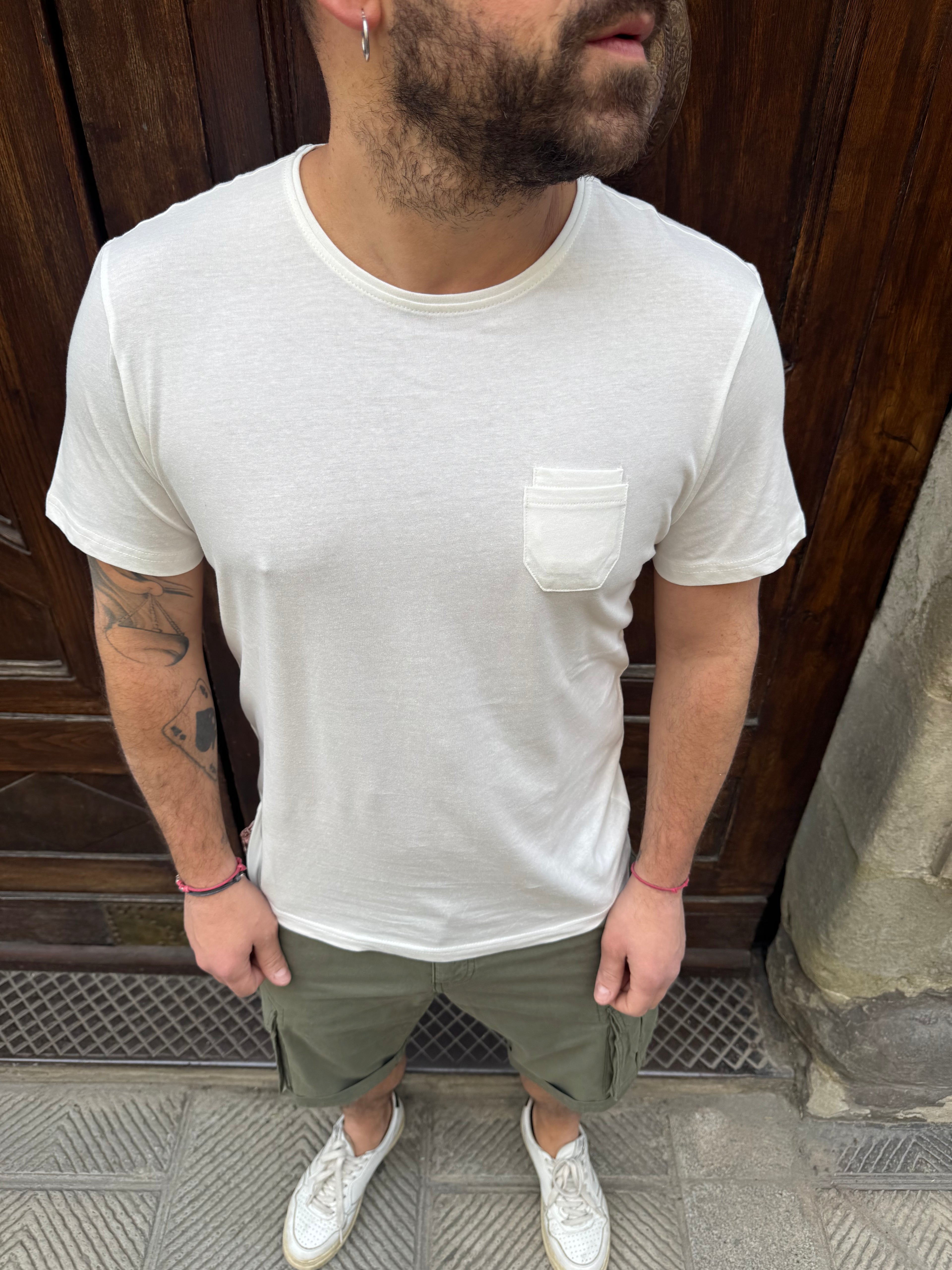 T-Shirt Taschino di Tréz bianca