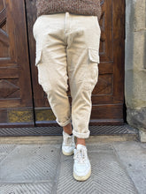 Carica l&#39;immagine nel visualizzatore di Gallery, Pantalone Cargo Rocciatore di Telamira panna
