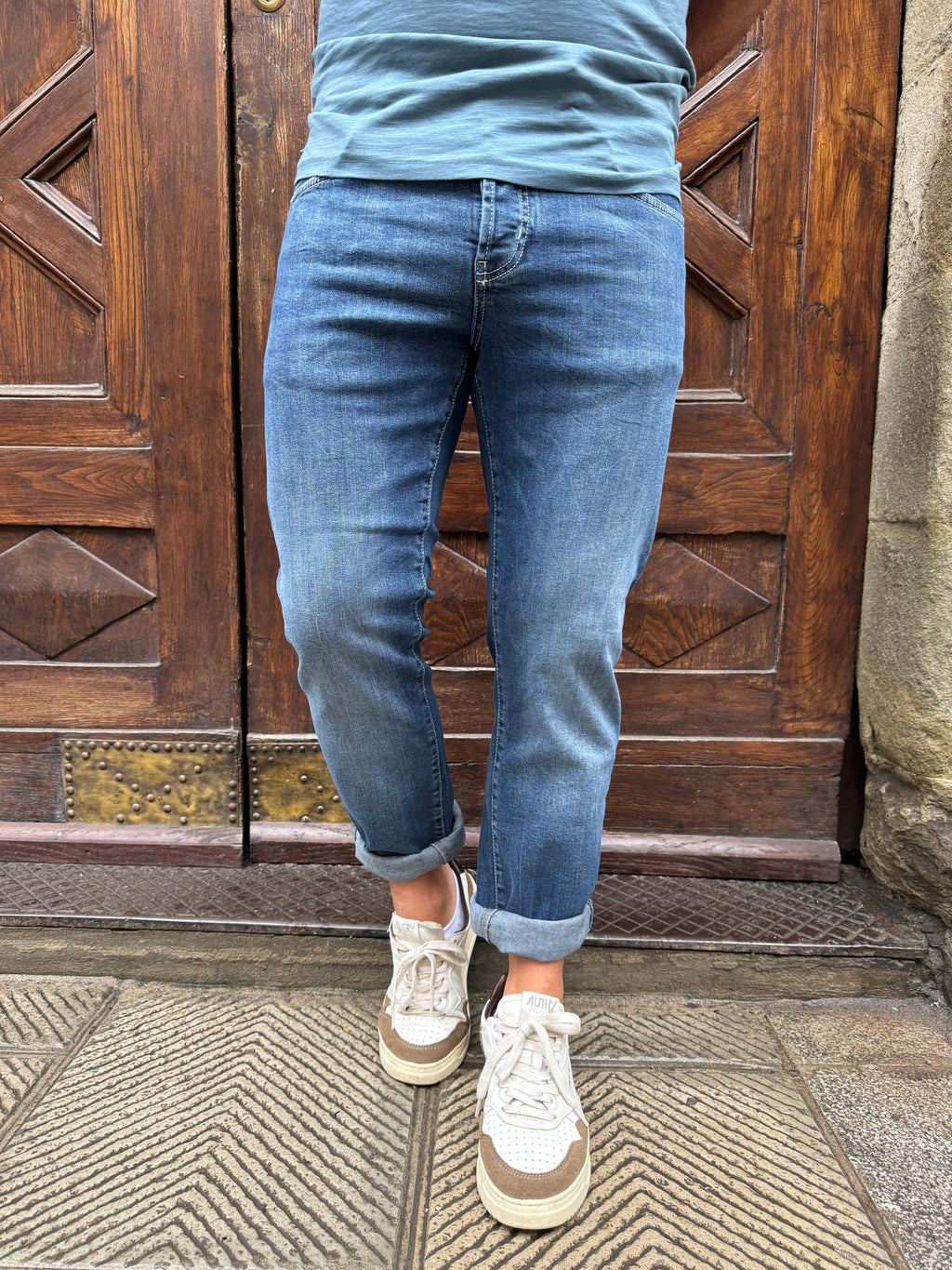 Jeans Steve di Hamaki-Ho