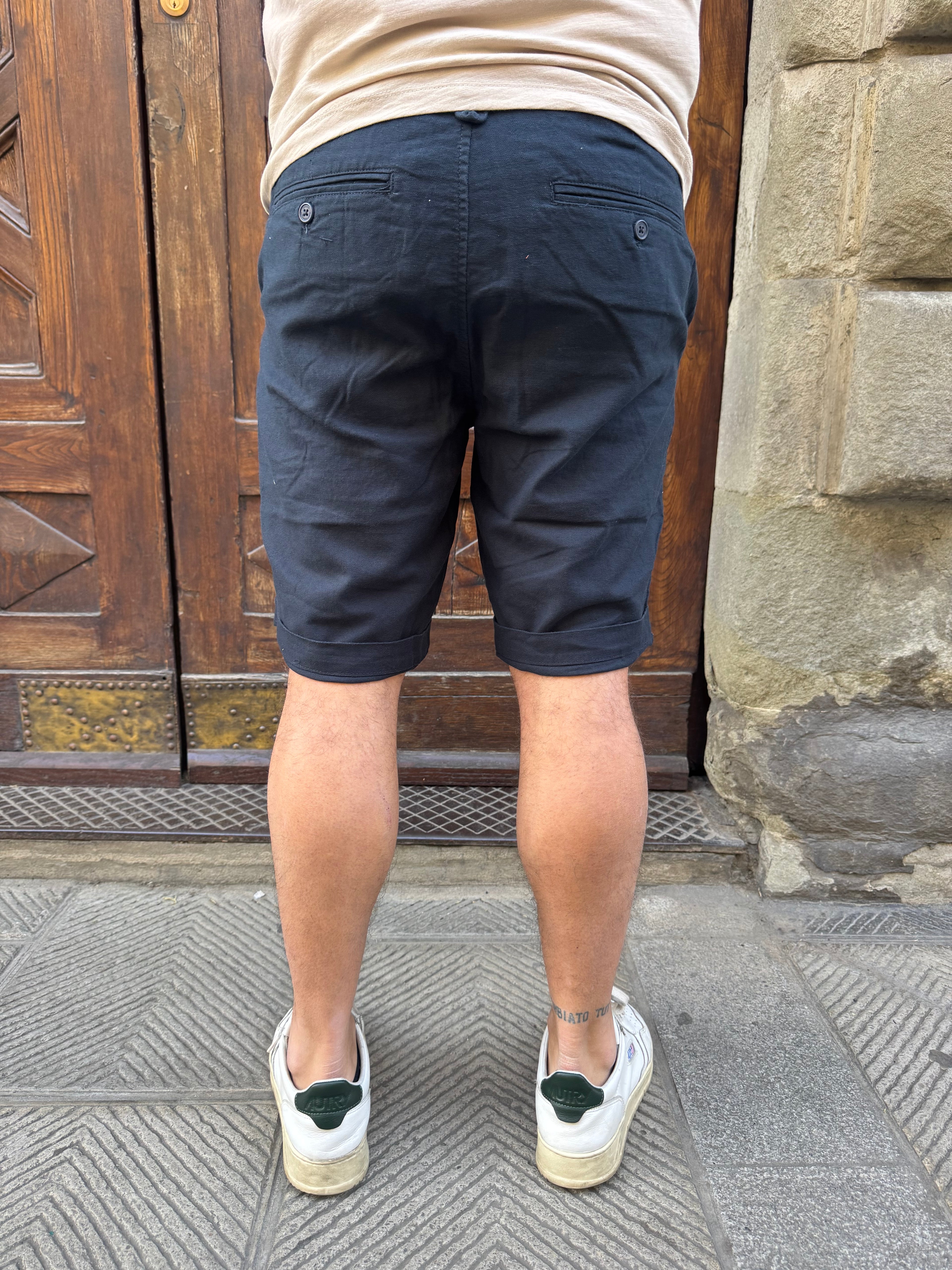 Bermuda Tiffosi in misto lino blu