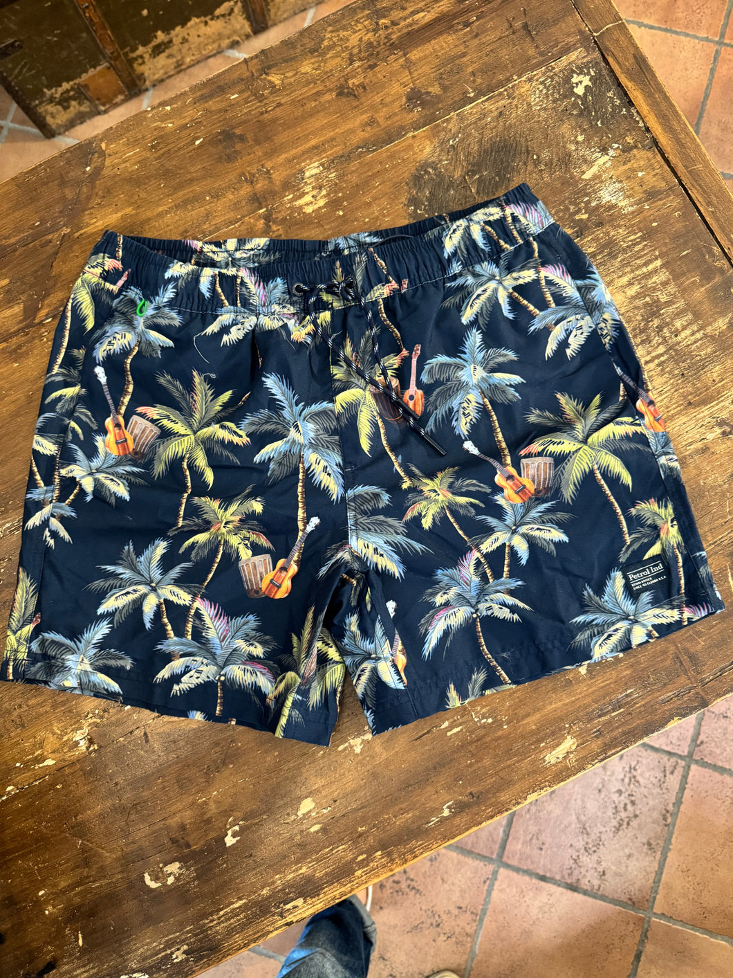 Costume Honolulu di PETROL