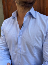 Carica l&#39;immagine nel visualizzatore di Gallery, Camicia Oxford di Hamaki azzurra

