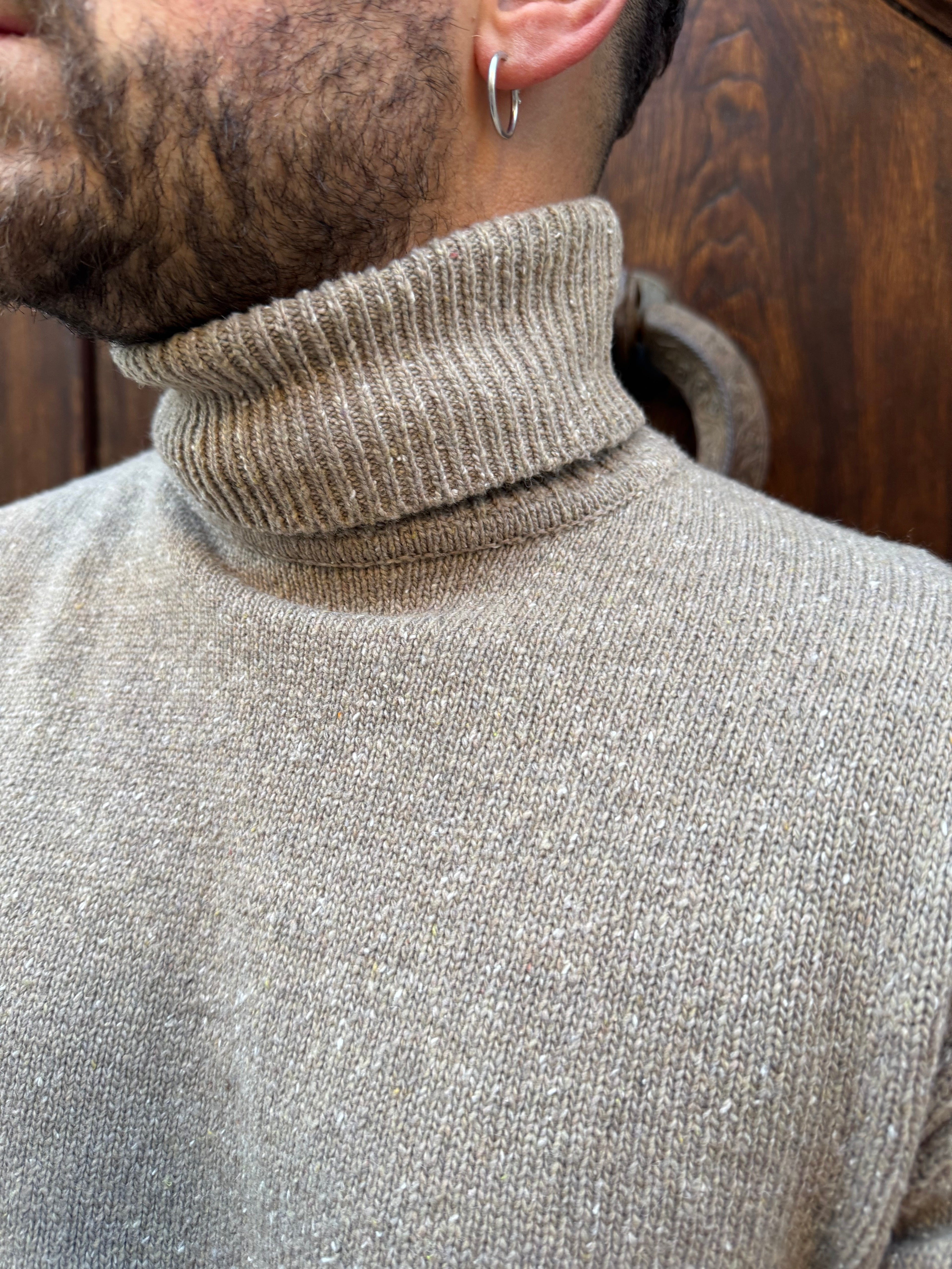 Maglioncino Dolcevita di Tiffosi biscotto