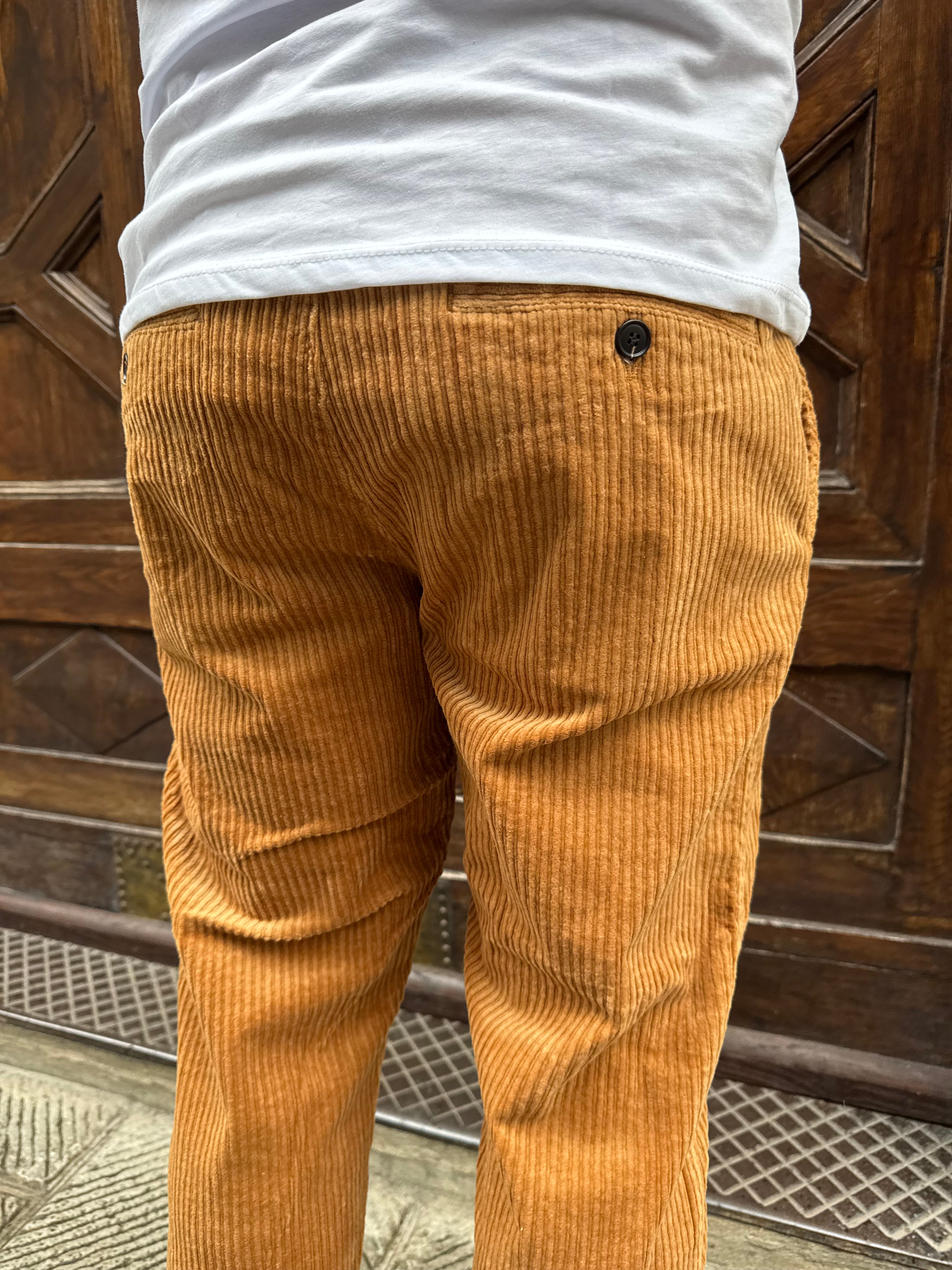Pantalone Velluto Rocciatore di Telamira caramello
