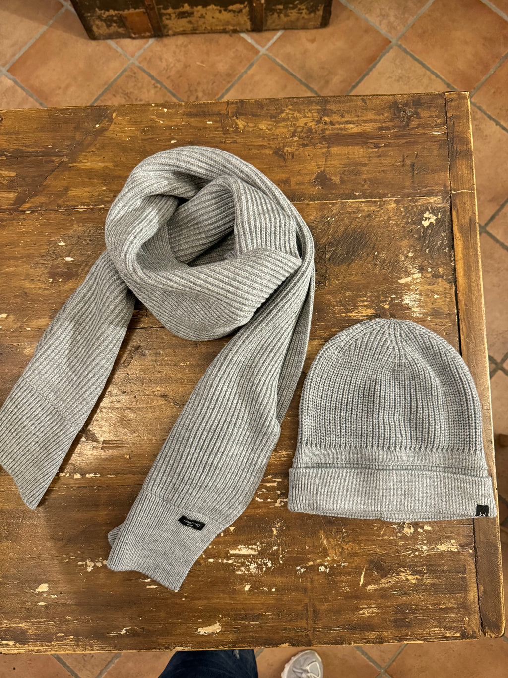 Coordinato Prestige di HAMAKI-HO grigio