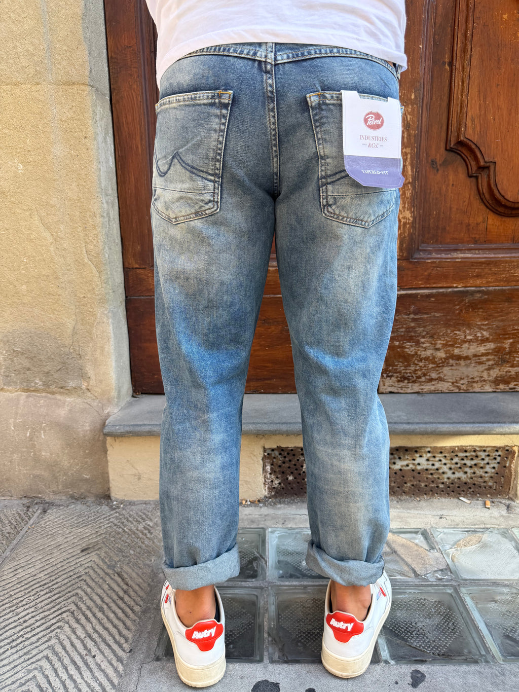 Jeans Seham di Petrol Ind.