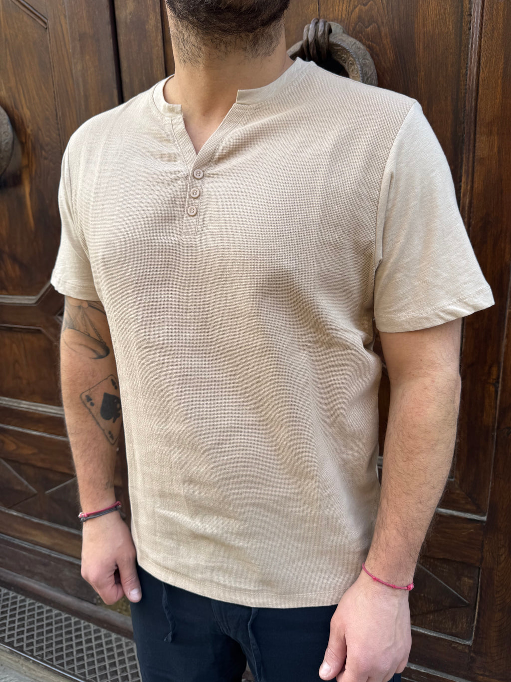 T-Shirt Serafino di Tréz sabbia