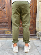 Pantalone Chinos di Hamaki-Ho in piquet verde
