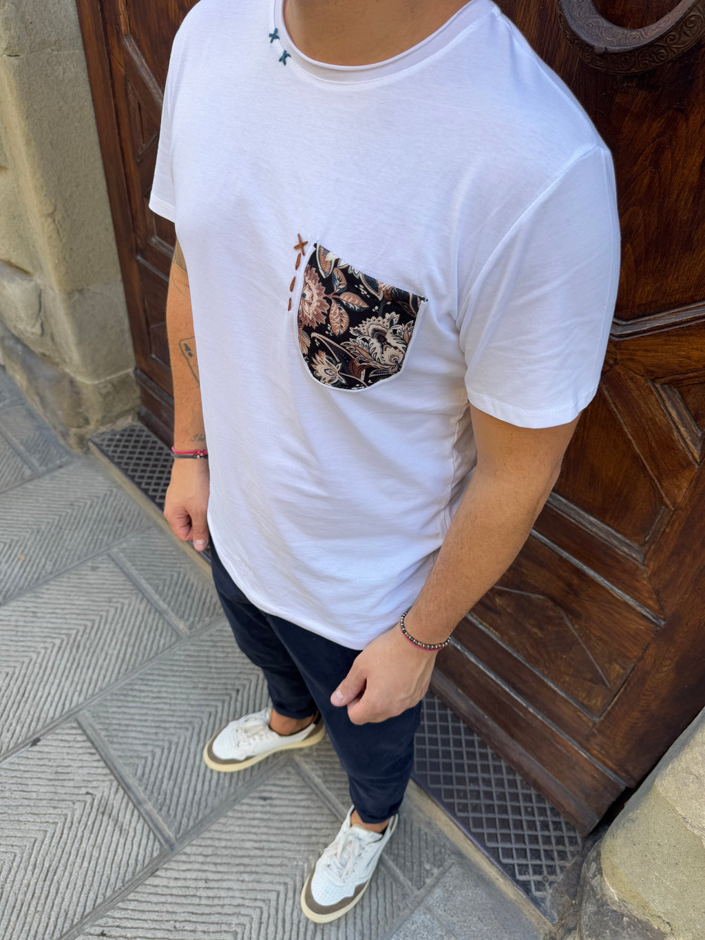 T-shirt James con taschino