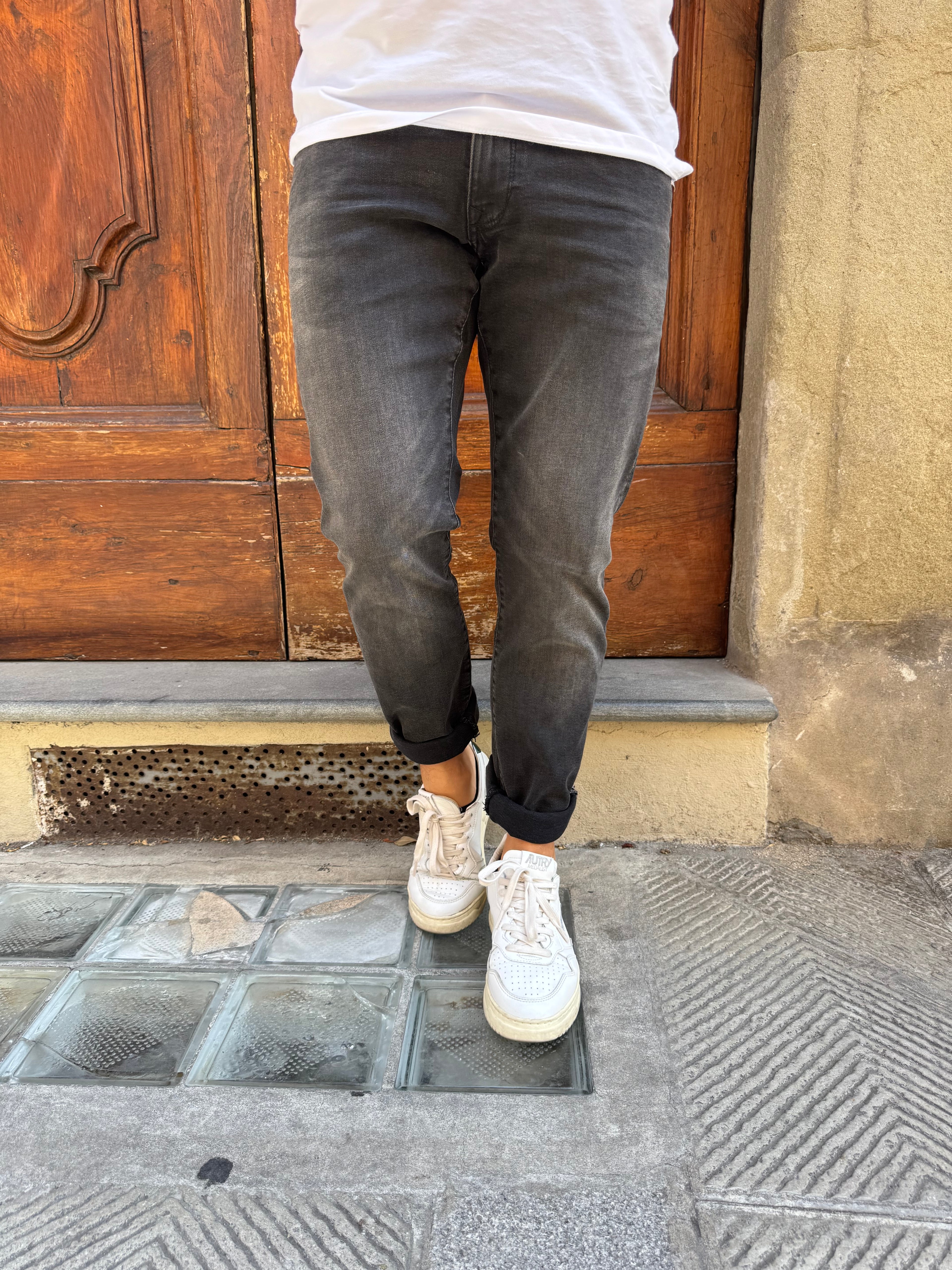 Jeans Grey di Petrol