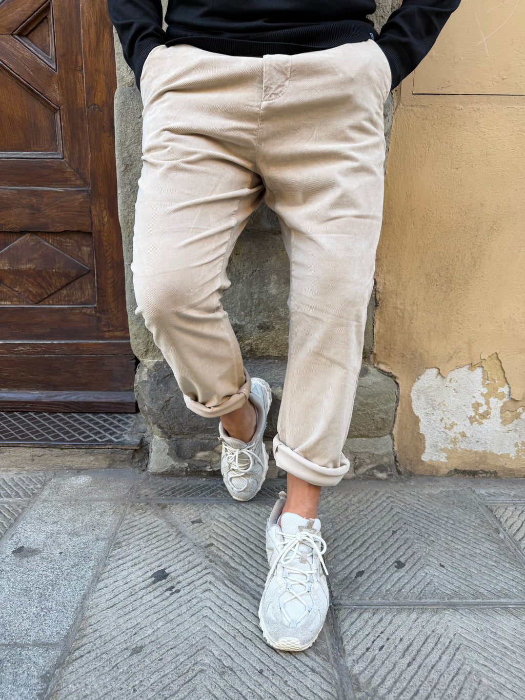 Pantalone Chinos in velluto di Hamaki-Ho beige