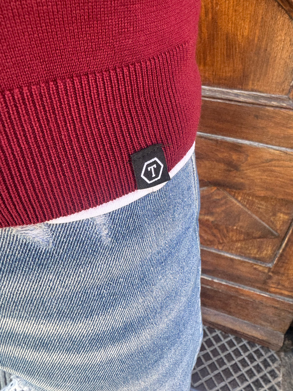 Maglioncino Dolcevita di Telamira bordeaux