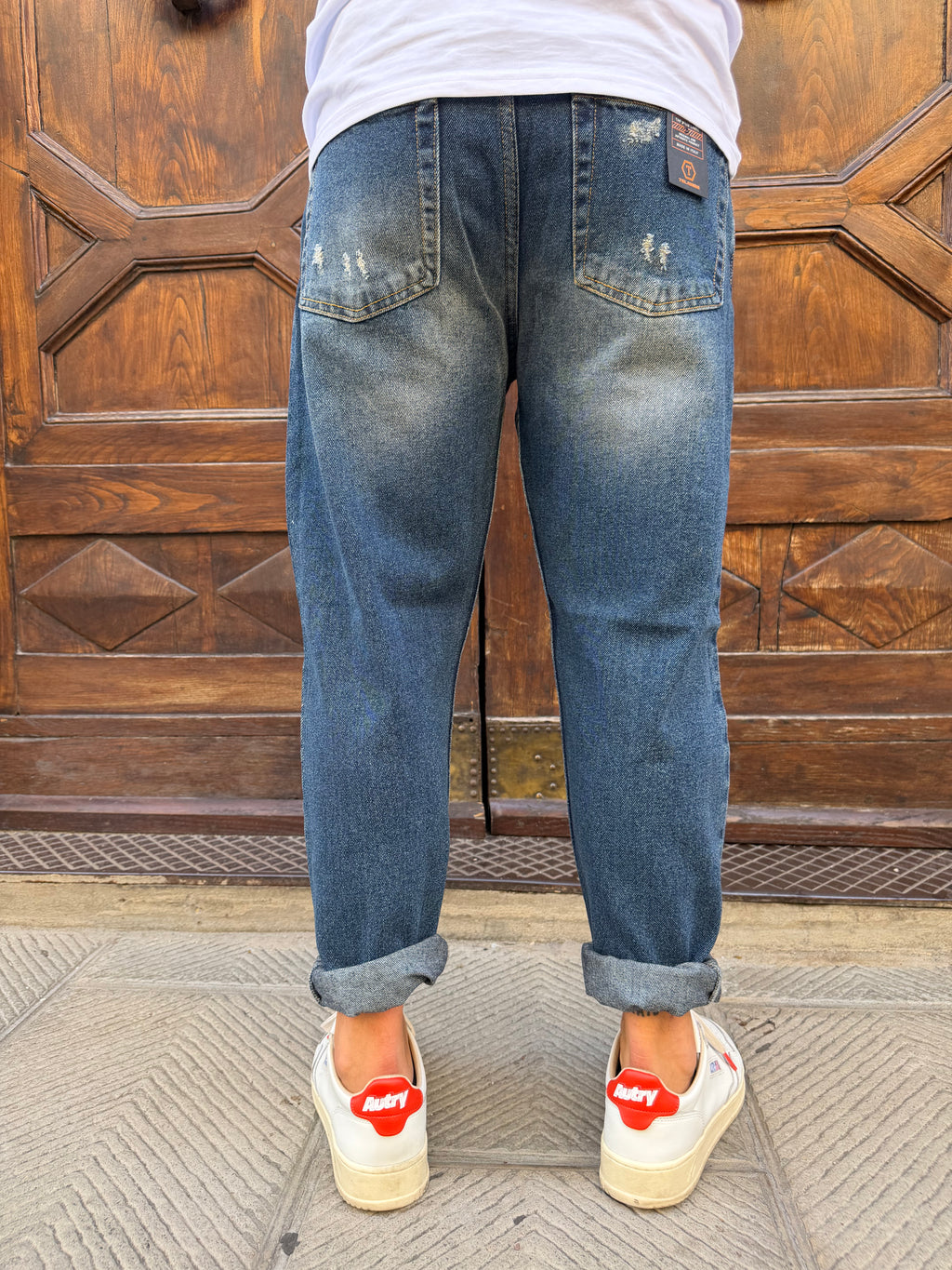 Jeans David di Telamira