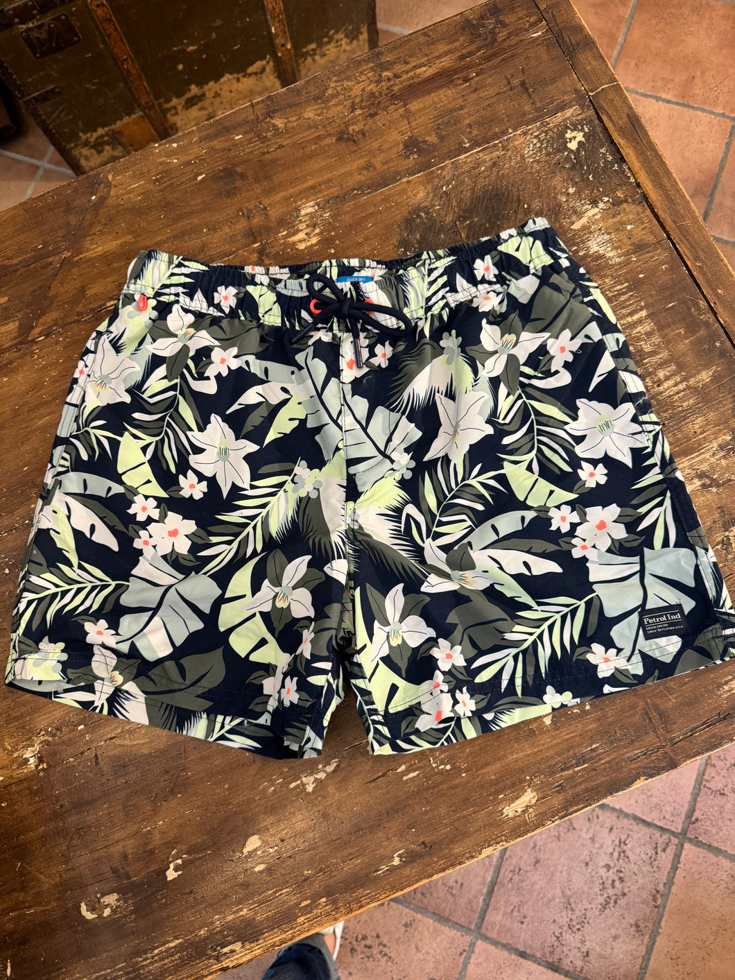 Costume Jungle di PETROL