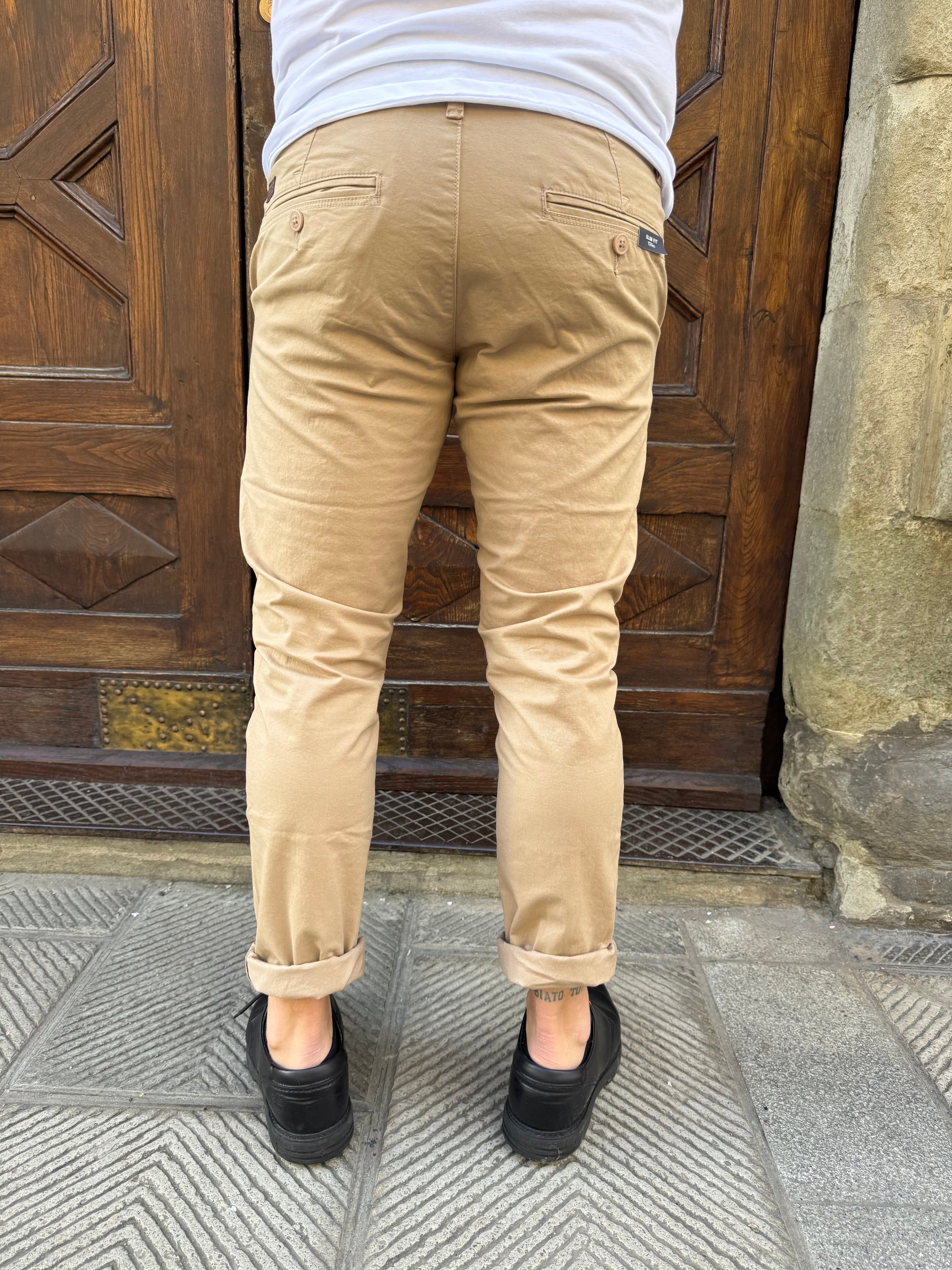 Pantalone Chinos di Tiffosi