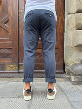 Carica l&#39;immagine nel visualizzatore di Gallery, Pantalone Chinos Harry di Yes Zee blu
