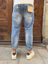 Carica l&#39;immagine nel visualizzatore di Gallery, Jeans Max di Myden
