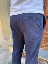 Carica l&#39;immagine nel visualizzatore di Gallery, Pantalaccio Faz in velluto blu navy

