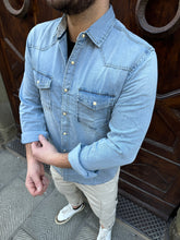 Carica l&#39;immagine nel visualizzatore di Gallery, Camicia Jeans di Telamira lavaggio chiaro
