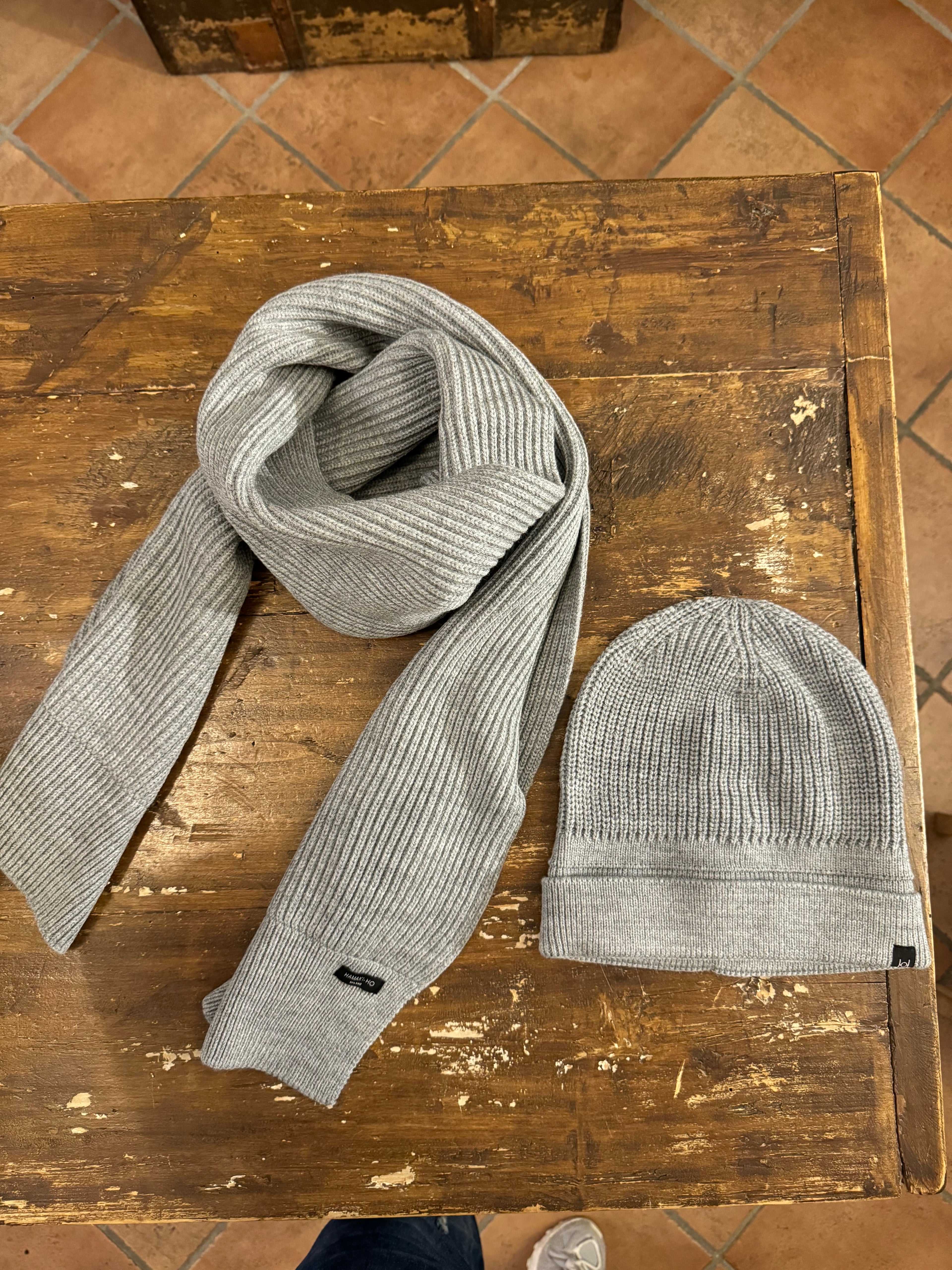 Sciarpa coordinato Prestige di HAMAKI-HO