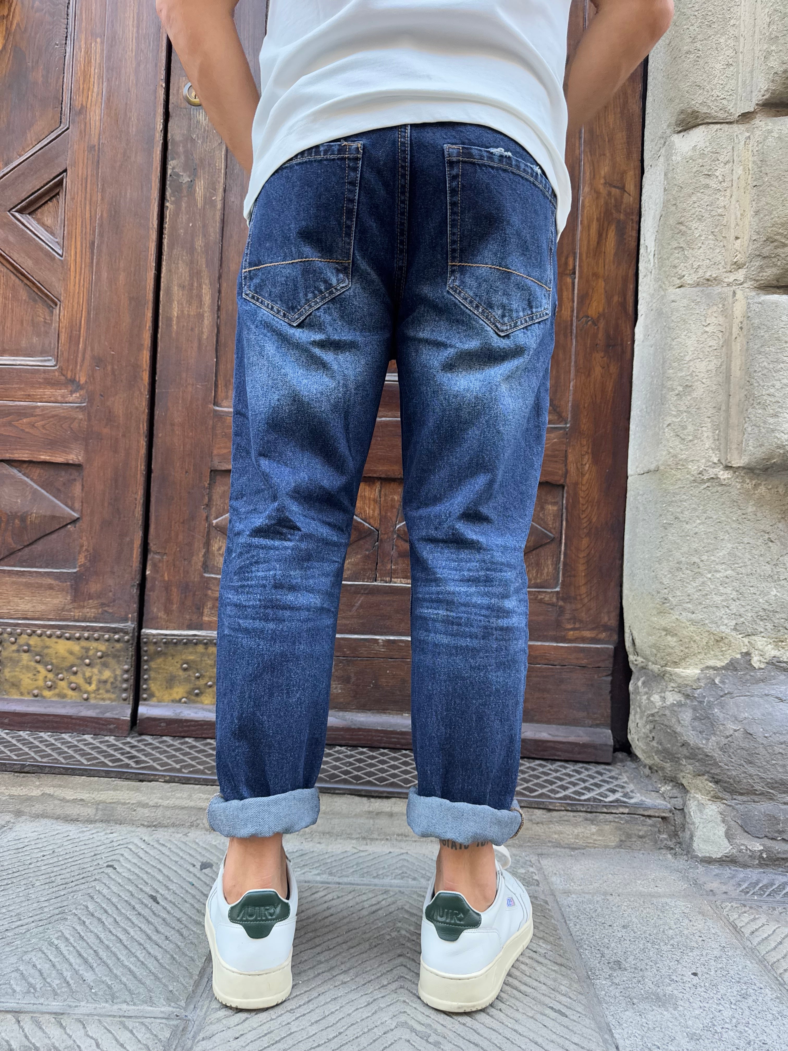 Jeans Paul di Telamira