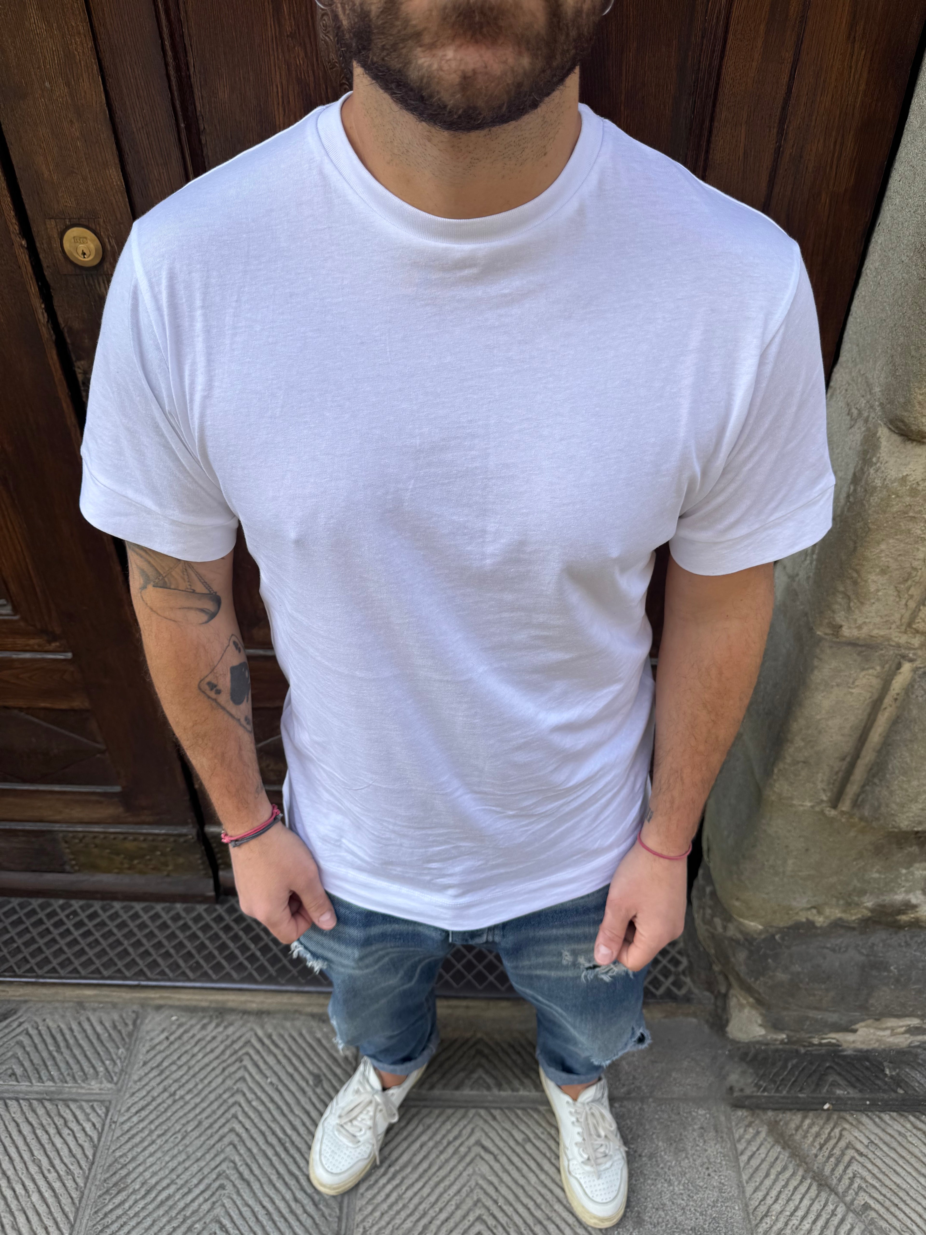 T-Shirt Basic di Hamaki-Ho