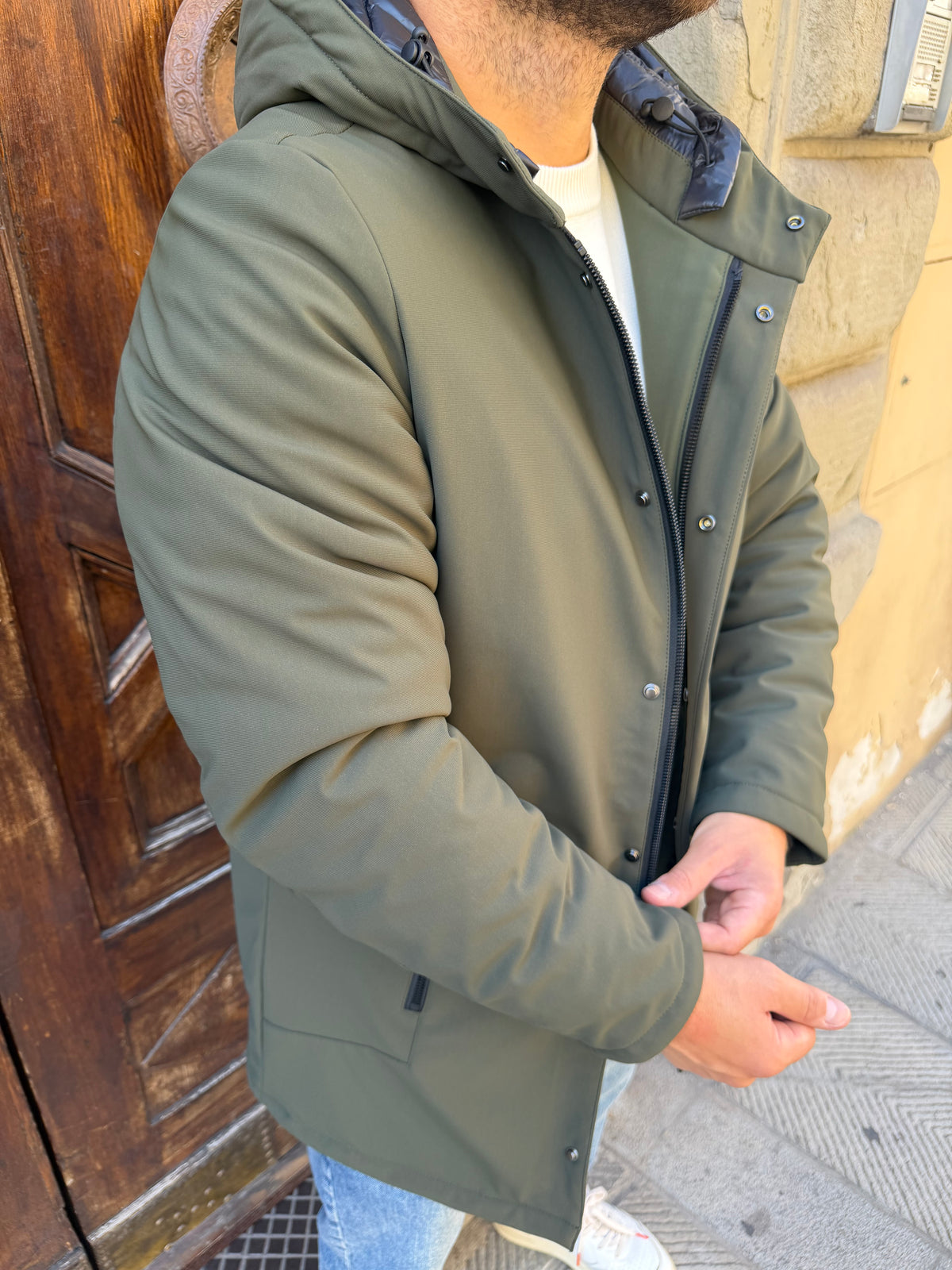 Giacchetto Parka in tessuto tecnico di Tréz verde