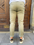 Pantalone chinos di Tiffosi verde