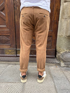 Pantalone Chinos in velluto biscotto