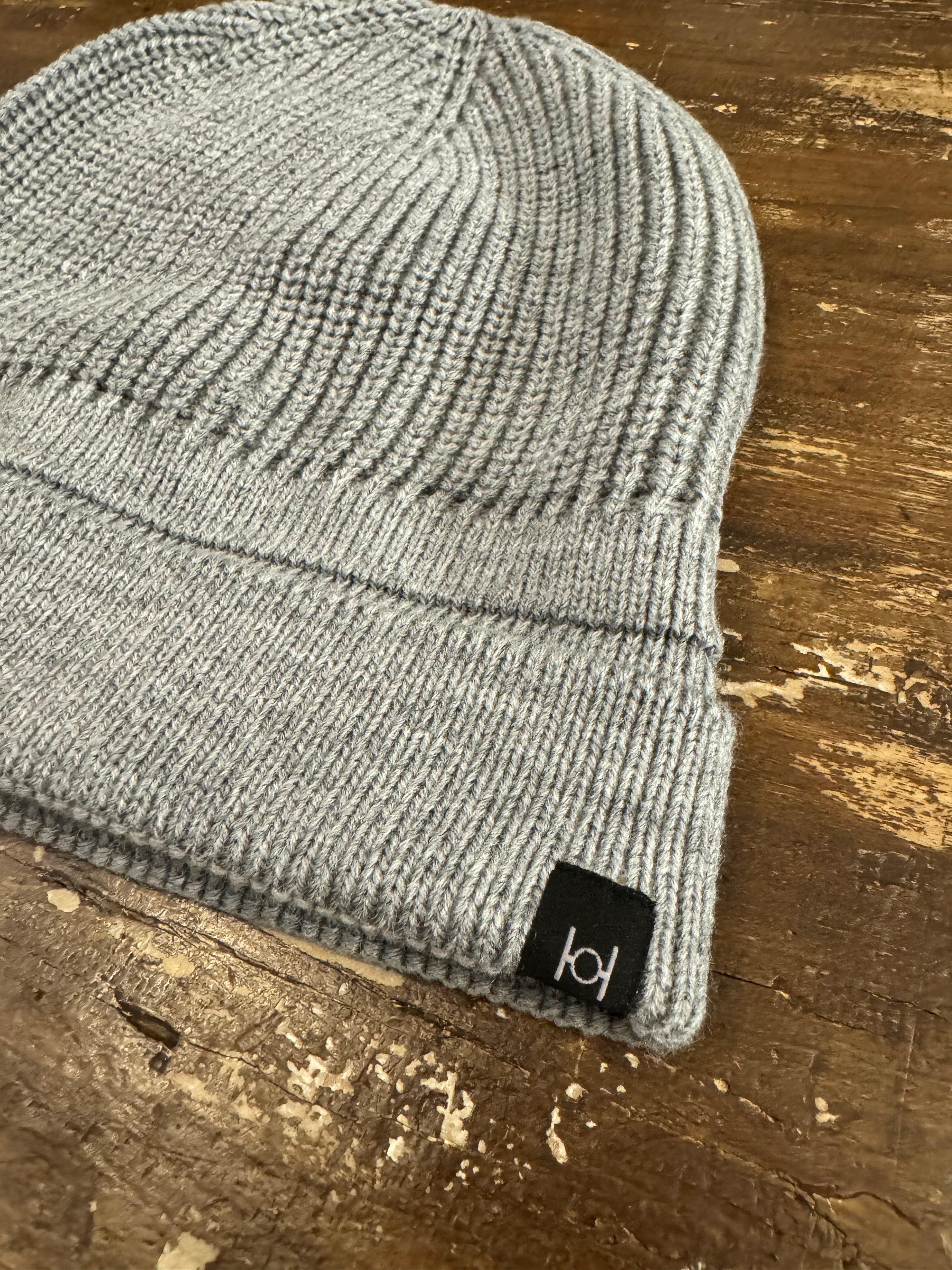 Cappellino coordinato Prestige di HAMAKI-HO grigio