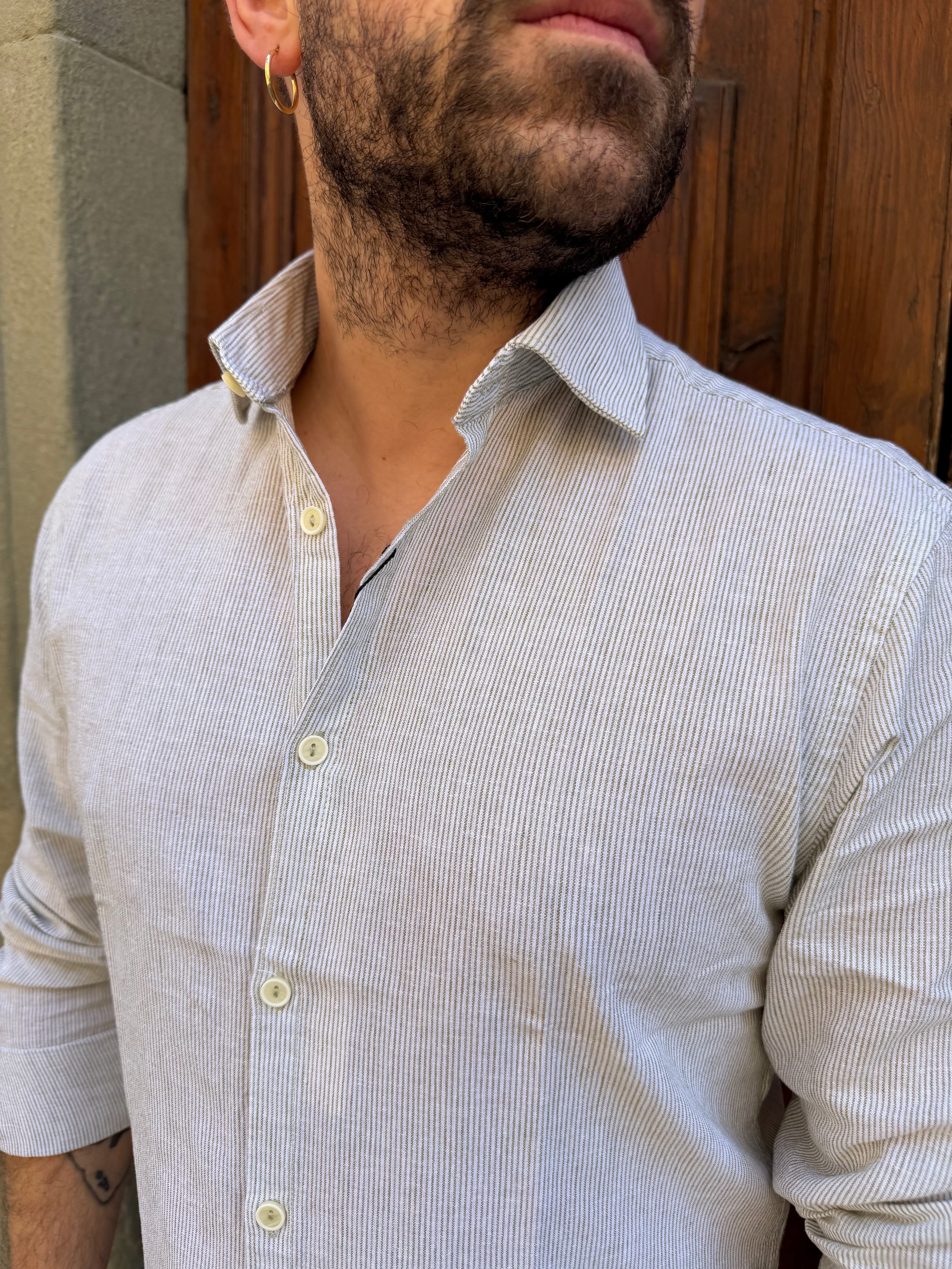 Camicia Millerighe in lino blu