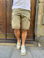 Bermuda Military verde cargo di Trèz