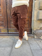 Carica l&#39;immagine nel visualizzatore di Gallery, Pantalone cargo Rocciatore di Telamira cioccolato

