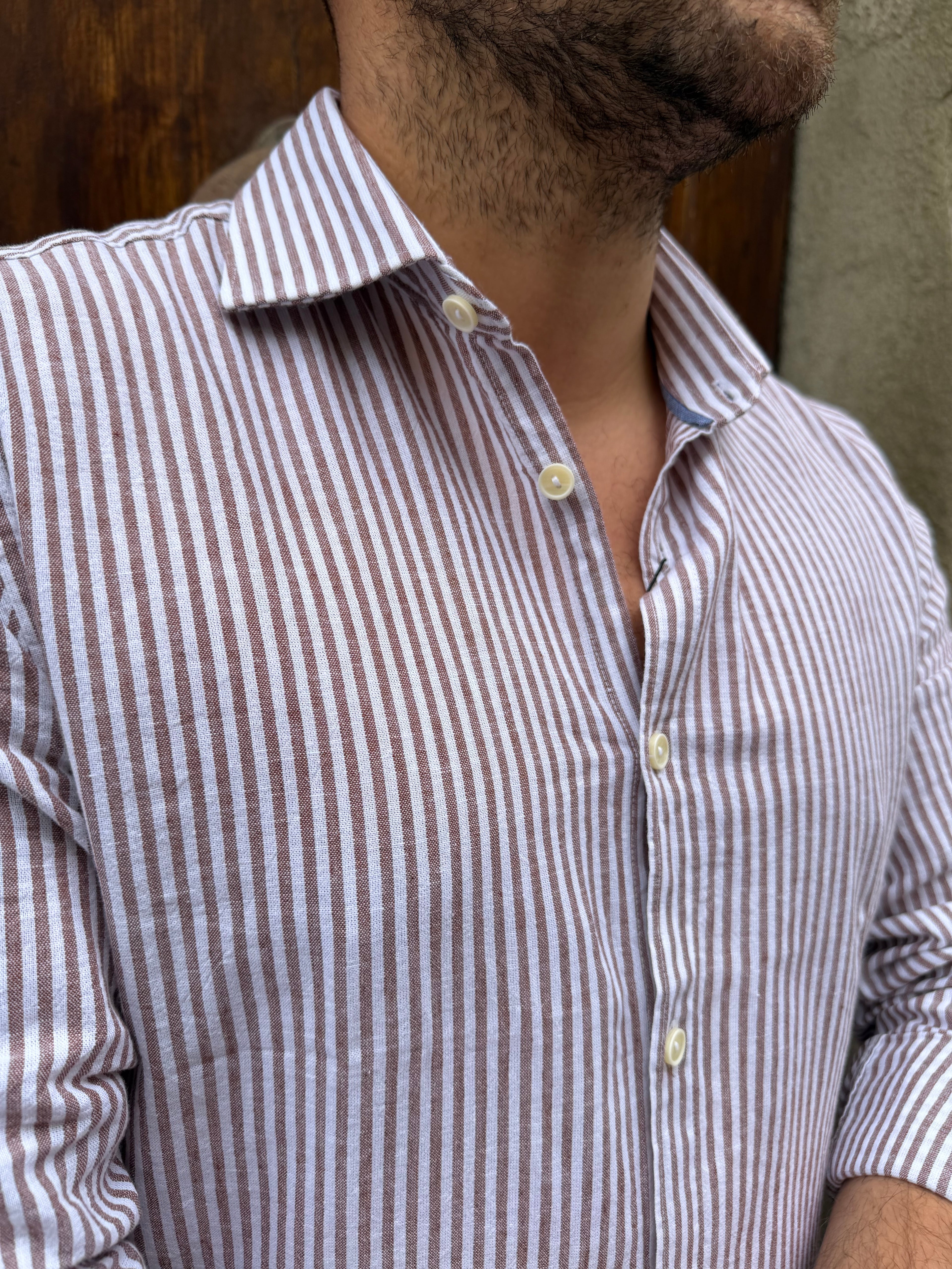 Camicia Bastoncino in lino moro