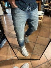 Carica l&#39;immagine nel visualizzatore di Gallery, Jeans Cropped di Warren
