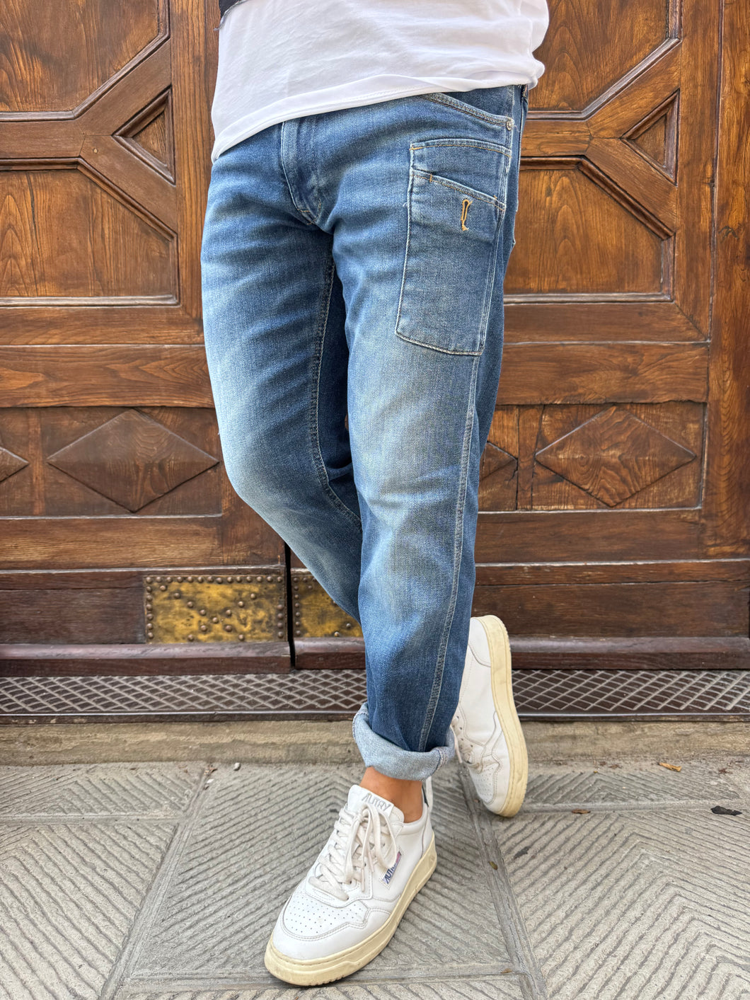 Jeans Works di Petrol Ind.