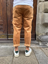 Carica l&#39;immagine nel visualizzatore di Gallery, Pantalone Velluto Rocciatore di Telamira caramello
