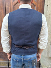Carica l&#39;immagine nel visualizzatore di Gallery, Gilet Harry di 3.9
