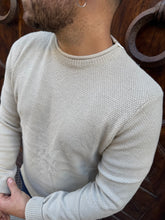 Carica l&#39;immagine nel visualizzatore di Gallery, Maglioncino Carlos beige di Telamira beige
