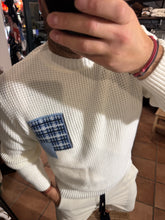 Carica l&#39;immagine nel visualizzatore di Gallery, Maglioncino Patch di Telamira panna
