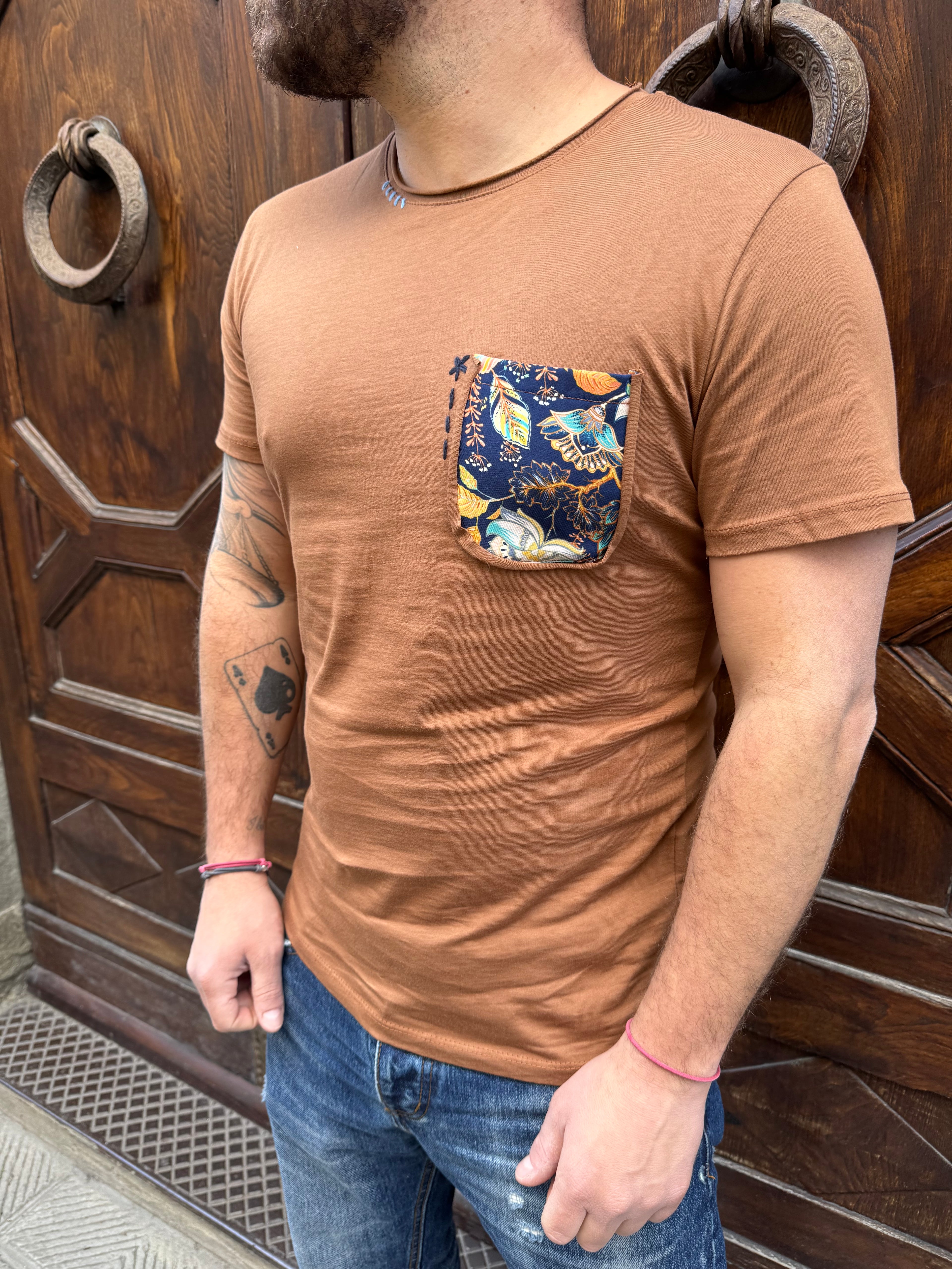 T-Shirt taschino di 3.9