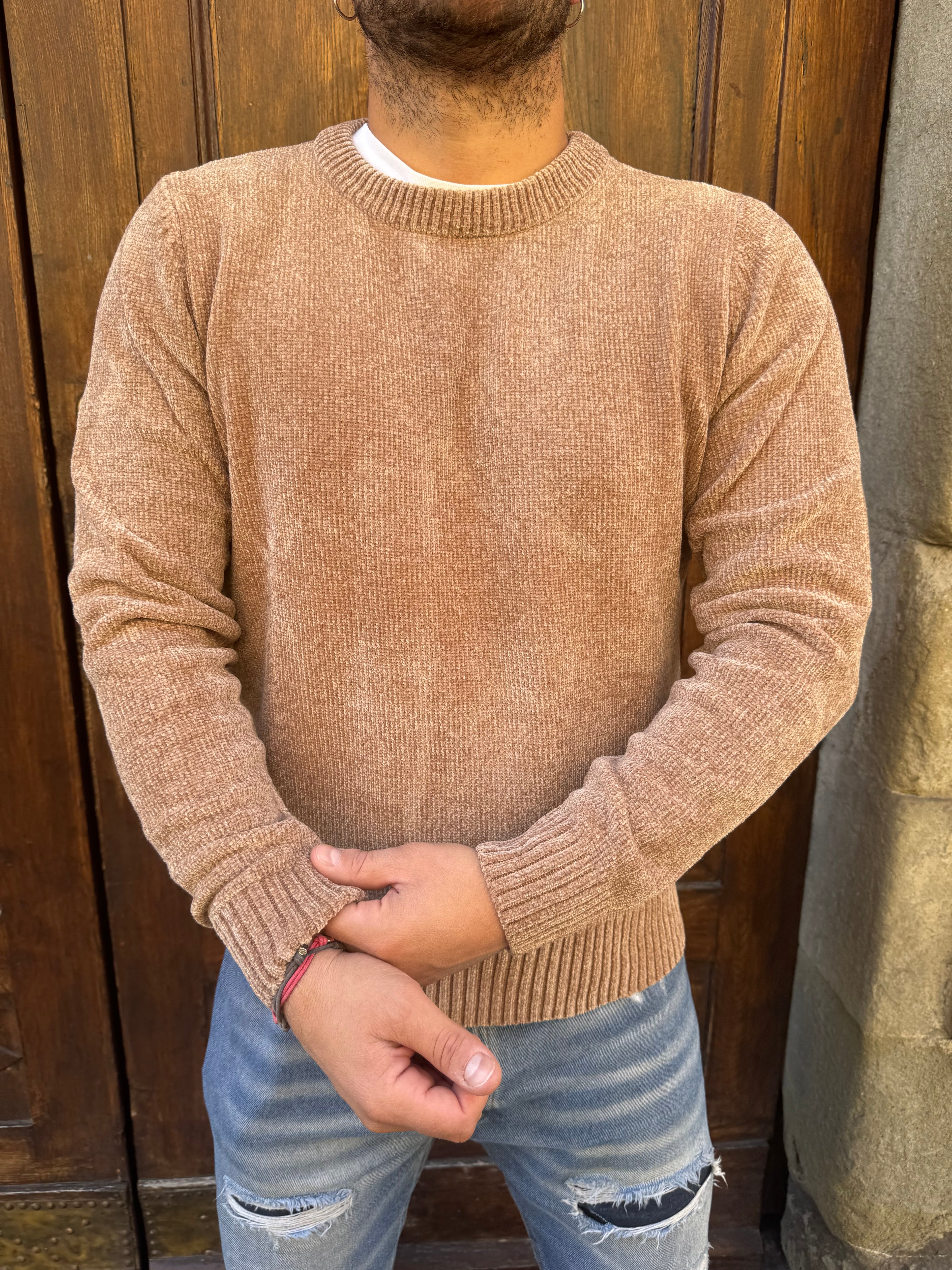 Maglione in ciniglia di Telamira biscotto