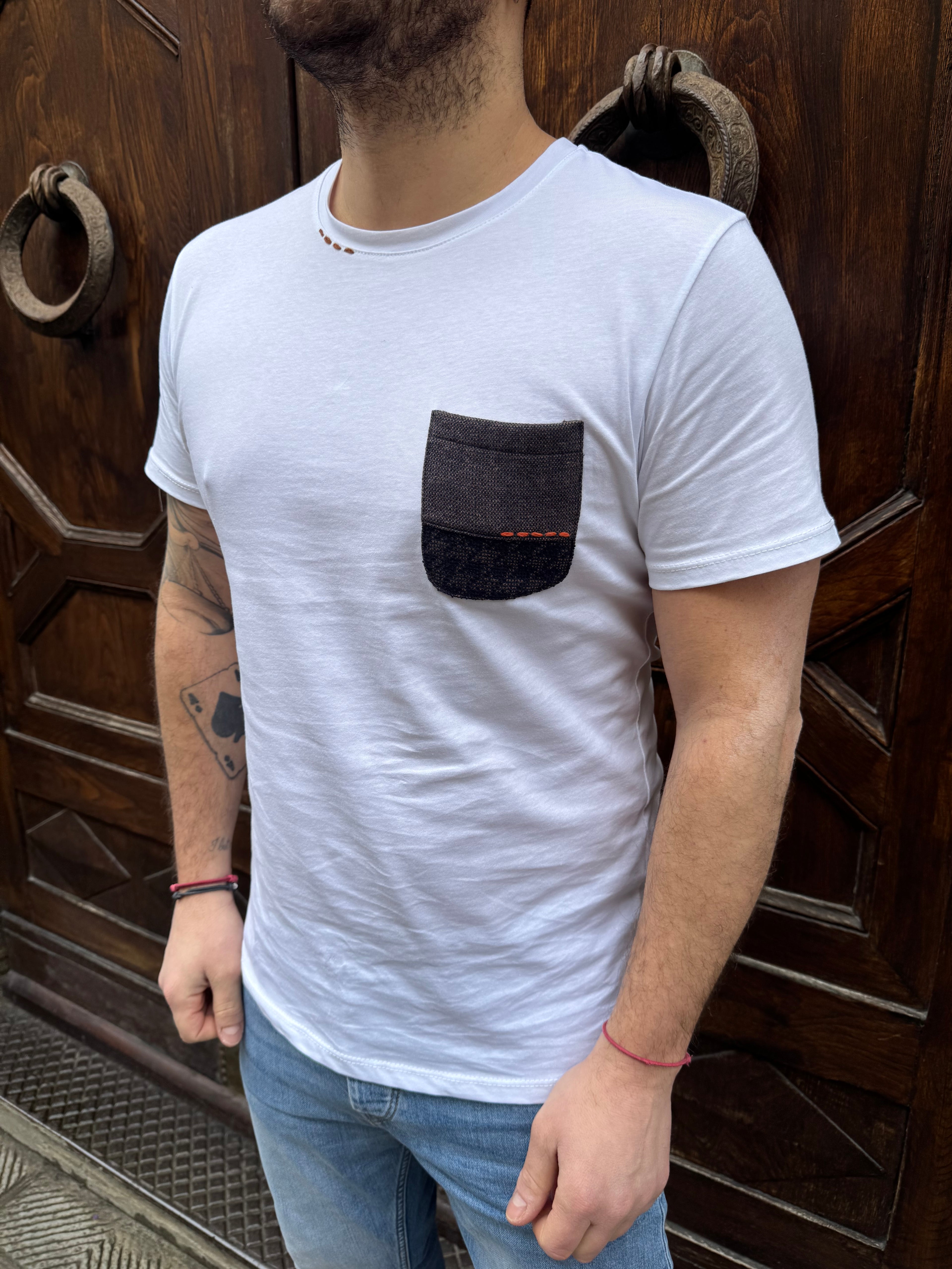 T-Shirt Steve di 3.9